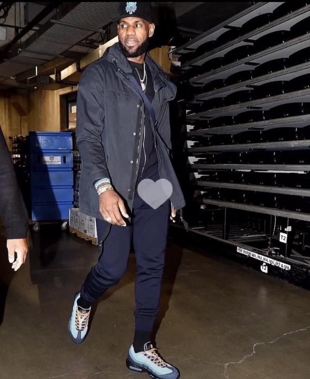 无锡孩子真优秀！全国双冠！ 又美又飒！青春气息扑面而来！（无锡学子太给力！勇夺全国双冠，颜值与实力并存，青春气场拉满！）