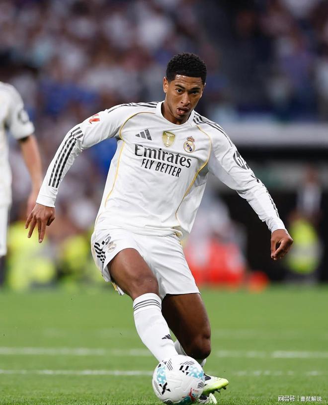 玉昆新赛季阵容亮相 赵宇豪寄望踢出云南足球（玉昆新赛季阵容发布 赵宇豪盼踢出云南风采）