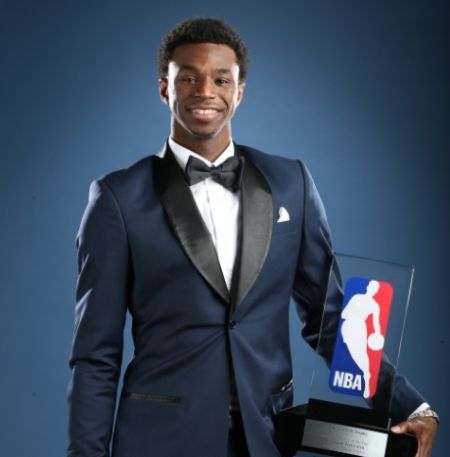 21岁的天空：最佳新人博格巴2014年巴西世界杯个人集锦（博格巴21岁高光时刻：2014年巴西世界杯最佳新秀个人集锦）