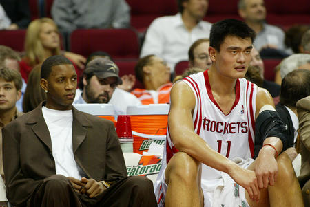 巴黎圣日耳曼内马尔帽子戏法（巴黎圣日耳曼内马尔上演帽子戏法）