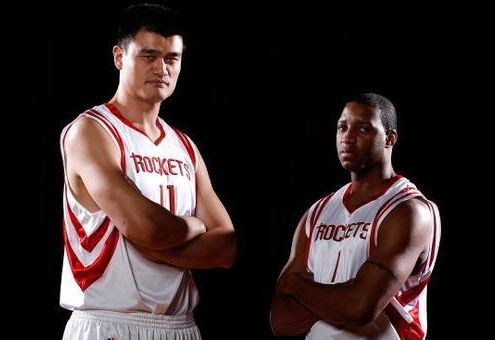 门将连续两场零封，太稳了（门将连续两战零失球，稳如泰山）