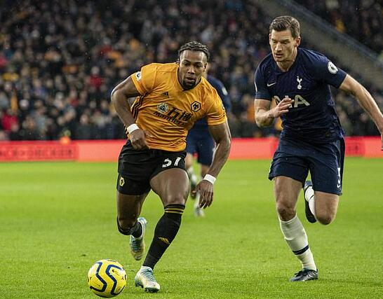 记者：帕拉西奥斯或1月租借离队，巴西&墨西哥俱乐部对其有意（帕拉西奥斯或将一月租借离队，巴西与墨西哥球队有意）