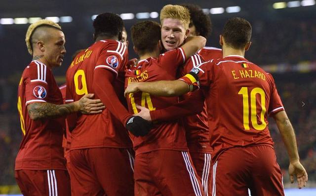 骑士全队首节手感不佳，投篮仅25投8中&已落后老鹰10分（骑士首节手感冰冷：25投仅中8球，已落后老鹰10分）